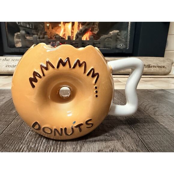 Donut Shaped Mug Cup Coffee MMMMM... Donuts Frosted Sprinkles Big Mouth Toys - Picture 2 of 5